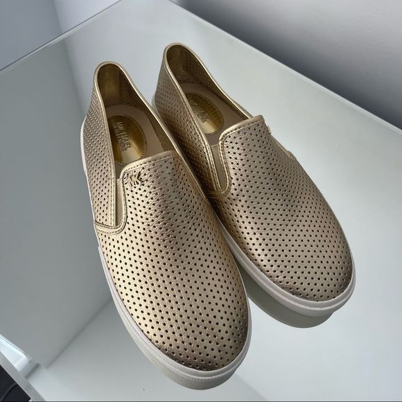 Michael Kors Shoes - Picture 3 of 6